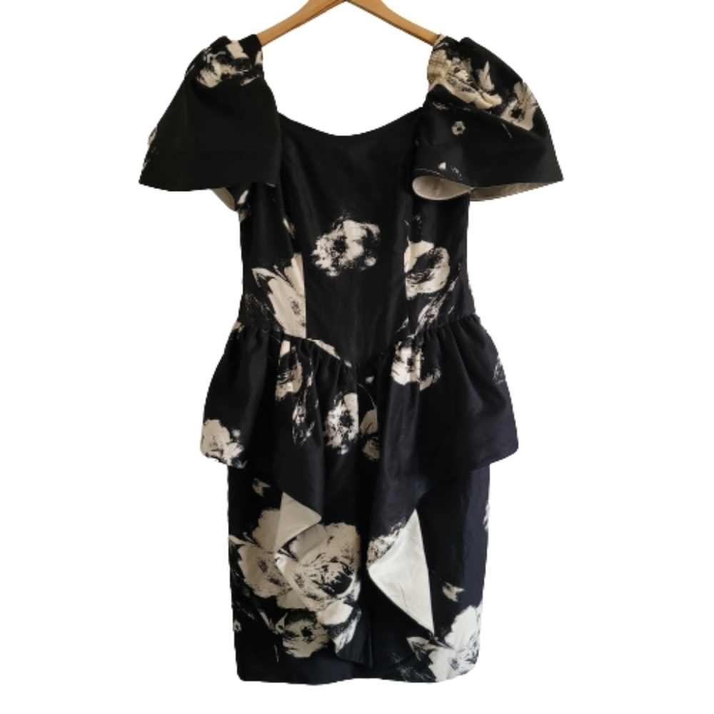 Enerings by Raul Blanco vintage black & white floral dress